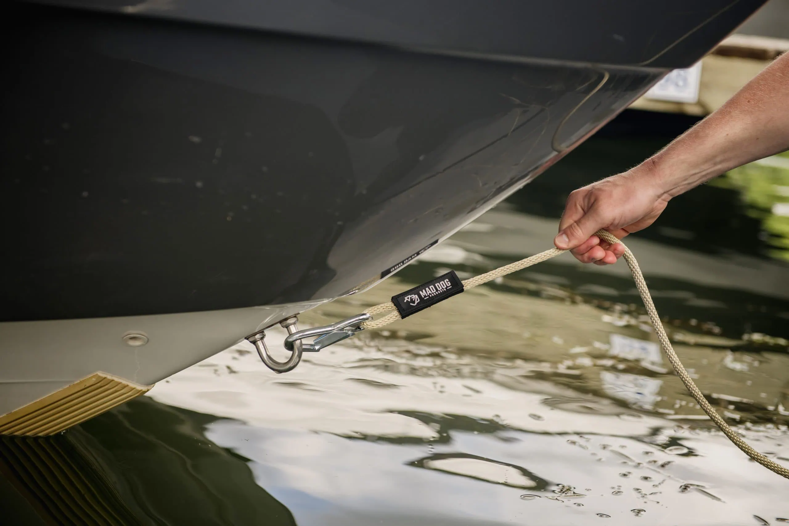 Fresh Water Clip for Boats Boat with Fresh Water Clip attached to anchor line for water management.